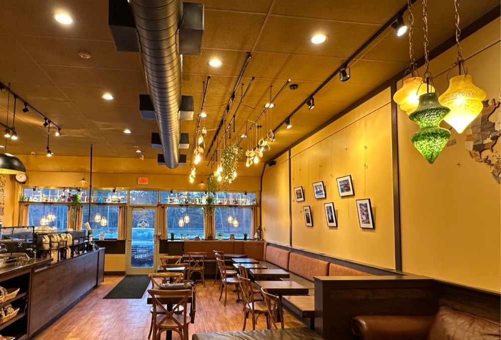 BeanTowne's original Cambridge location